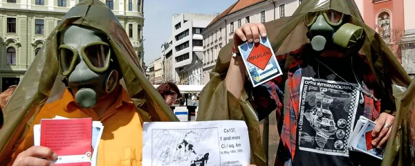 Ob 30. obletnici  je  Stranka mladih Slovenije s prireditvijo v 
središču Ljubljene opozorila na posledice jedrske nesreče v 
Černobilu.