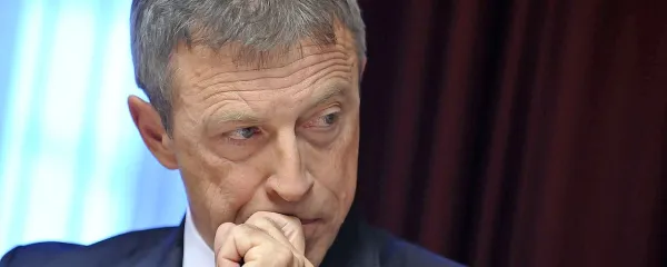 Rok Čeferin: “39. člen 
ustave ne varuje resnice, 
ampak   pravico, da sme vsak 
povedati svoje mnenje.” 