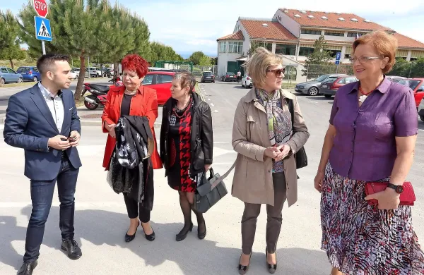 Položili so temeljni kamen za izolska oskrbovana stanovanja (foto)