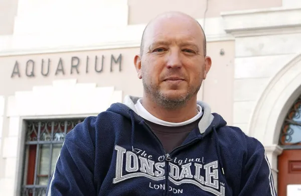 Valter Žiža, nekdanji vodja Akvarija Piran, pravi, da bo zaradi 
izgube službe vložil tožbo  na delovnem sodišču. 
