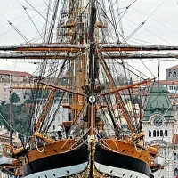 V četrtek popoldne bo v Trst priplula lesena vojaška jadrnica 
Amerigo   Vespucci iz leta 1931.