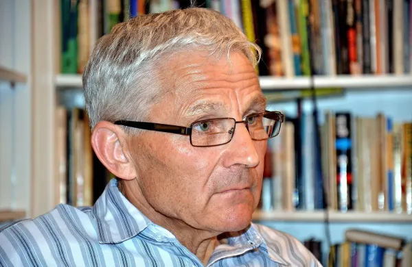Tone Peršak