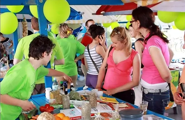 Utrinek z ene izmed preteklih prireditev Zdravi maj.
