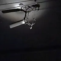 Tovornjak zgorel v predoru