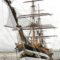 Amerigo Vespucci v Trstu že vleče poglede nase