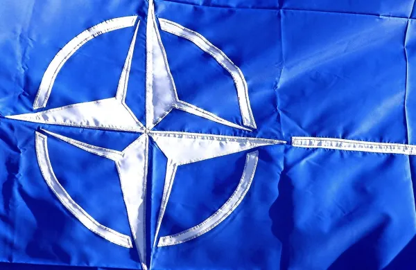 Zveza Nato bo danes  zagnala protiraketni ščit.