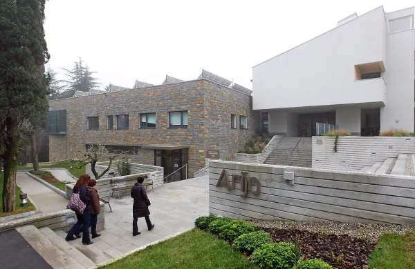 V Mladinskem zdravilišču in letovišču Rdečega križa Slovenije (RKS) Debeli rtič je danes potekalo deseto državno 
preverjanje usposobljenosti osnovnošolskih ekip prve pomoči.