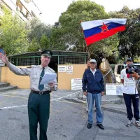 V stiski grozila z razstrelitvijo