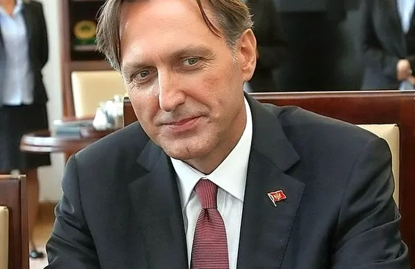 Črnogorski poslanci so  razrešili predsednika parlamenta 
Ranka Krivokapića.