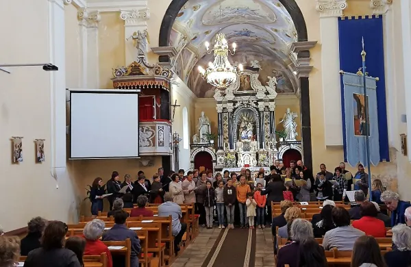 Pri Mariji Ober&scaron;ljanski je zapelo kar &scaron;est zborov