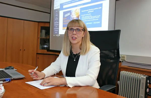 Larisa Benassi: “Na ravni države je naše 
gospodarstvo nadpovprečno izvozno usmerjeno, ni 
pa tako dobro pri plačah in številu zaposlenih.”