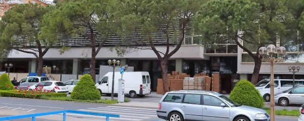 Hotel Slovenija ima zunaj že  novo podobo, medtem ko 
notranjost še ni dokončana.