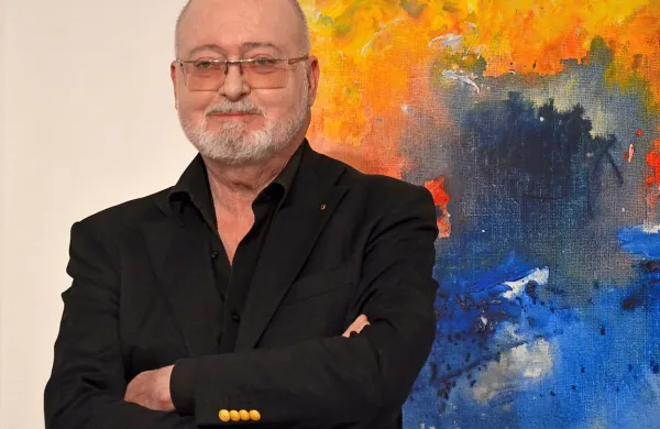 Tomo Vran:  “V meni je zadnje čase  več jeze, od tod 
verjetno akcenti rdeče, ki je izjemno ekspresivna in 
eruptivna.”
