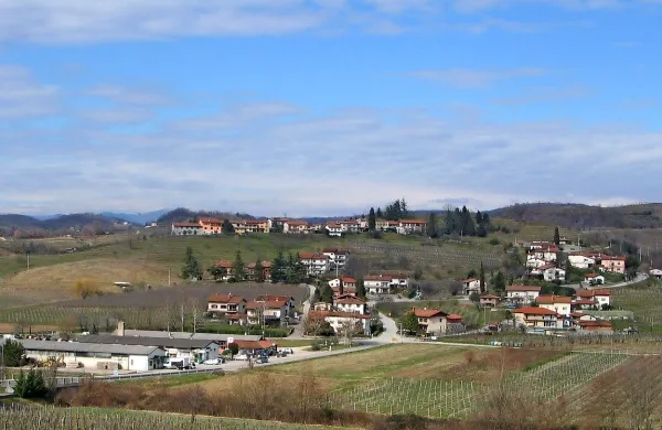 Mužič računa, da bodo z denarjem za državne ceste dobili 
tudi poplavno varno območje pod Drnovkom, poleg drugega 
rondoja na cesti Hum - Neblo.   