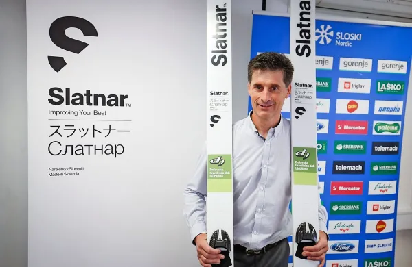 Na novih smučeh  bosta skakala oba zmagovalca svetovnega 
pokal,   Peter Prevc in Japonka Sara Takanaši, ponujene so 
tudi drugim tekmovalcem.