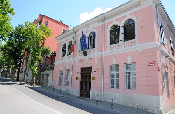 Koprska občina ne namerava podaljšati najemne pogodbe z 
italijanskim konzulatom za palačo Vianello.