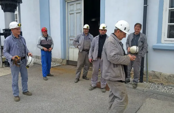  Aprilskih plač niso dobili, a prgišče rudarjev ostaja zvesto 
RŽS.