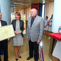 Že pred rezanjem traku so opravili enajst mamografij