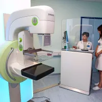 Že pred rezanjem traku so opravili enajst mamografij