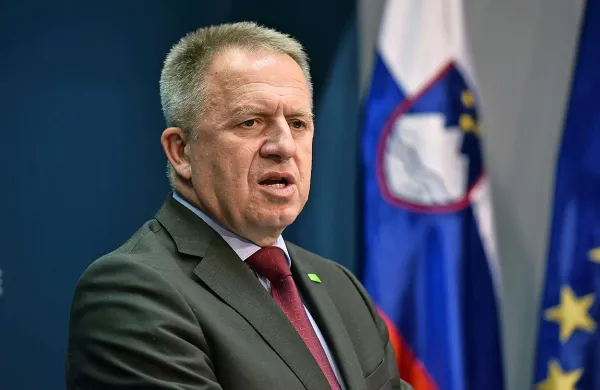 Gospodarski minister Zdravko Počivalšek