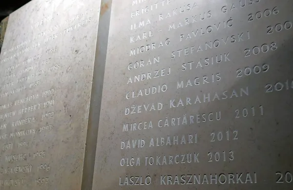 Danes zelo mladi literati se bodo morda kdaj vpisali tudi med 
nagrajence mednarodnega literarnega festivala Vilenica. 