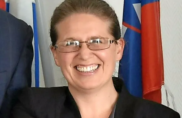 Mirna Viola