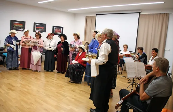 Tretje življenjsko obdobje je čas za ustvarjanje in druženje, 
pravijo v Društvu Most. 