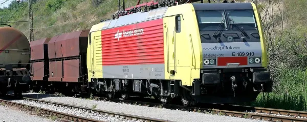 Drugi tir bi moral biti, podobno kot železnica Dunaj - Trst, strateška, državniška odločitev, meni Slokar. 