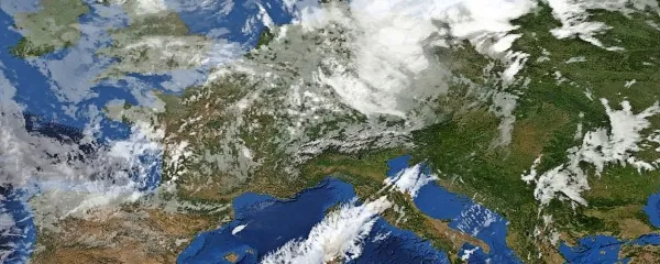  Od jugovzhoda se prehodno krepi anticiklon.