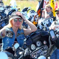 Harleya&scaron;i so se podali na paradno vožnjo po istrskih cestah (foto)