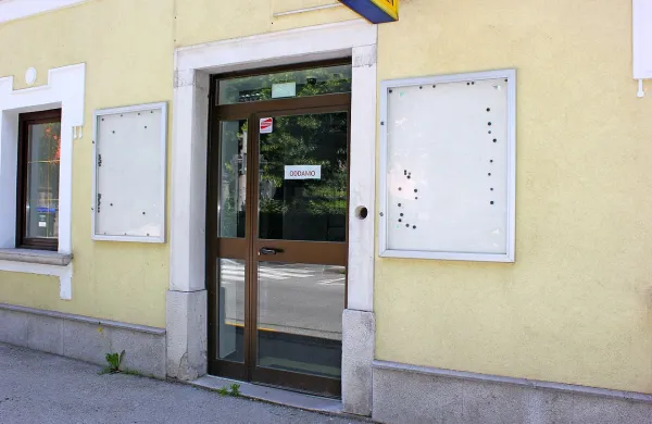 Da bi oživili postojnsko središče, bi uporabniki nekatere 
prazne lokale  na Tržaški cesti  lahko začasno najeli pod 
netržnimi pogoji. 