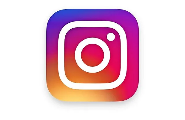 Spletno družbeno omrežje instagram ima že 500 milijonov 
uporabnikov, pri čemer jih več kot 300 milijonov omrežje 
uporablja na dnevni ravni.