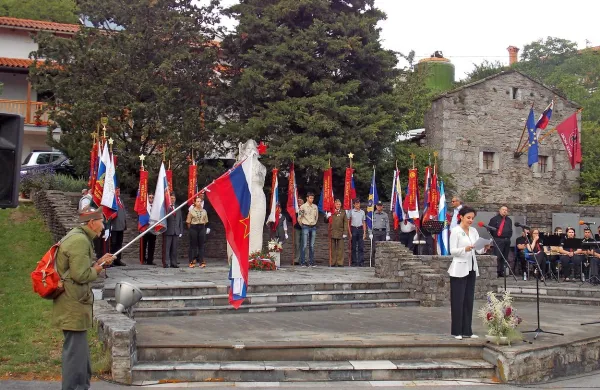 Drina jih navdihuje v boju za mir