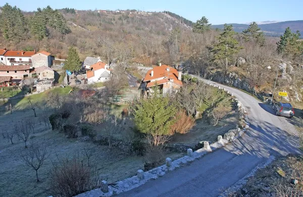 V vasici Betanja sredi Parka Škocjanske jame bo občina še letos zgradila kanalizacijsko 
omrežje in   čistilno napravo za potrebe vseh gospodinjstev v parku.