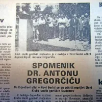 

V Novi Gorici odkrili doprsni kip očeta slovenskega šolstva in 
politika dr. Antona Gregorčiča.