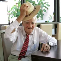 Teddy Reno
