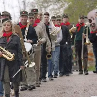 Brigata Garibaldi Big Band iz Krmina bo v Marezige prinesel  
partizanske pesmi v jazzovskih preoblekah.