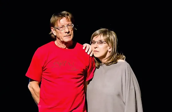 V petek bosta   Zlatko Kaučič in Svetlana Makarovič uprizorila  
predstavo Horror mundi (Groza sveta).