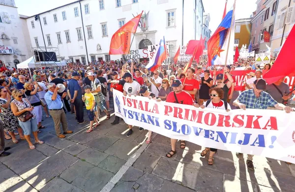 Minister Peter Gašperšič je torkov protest v Kopru označil za 
neprimernega in nepotrebnega.