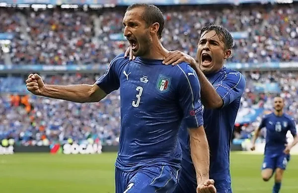 Italija in Nemčija se bosta na velikih tekmovanjih soočili 
devetič. Bilanca je izrazito na strani naših zahodnih sosedov, 
ki so štirikrat zmagali in štirikrat remizirali.