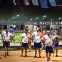 Na Cesti poteka že tradicionalni 24-urni balinarski maraton