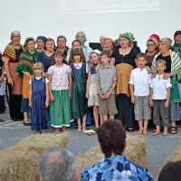 Poklon opajskim ženam v begunstvu