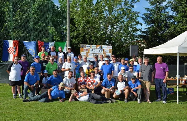 Po tekmovanju v Biljah je sledilo prijetno druženje s hrvaškimi 
prijatelji.