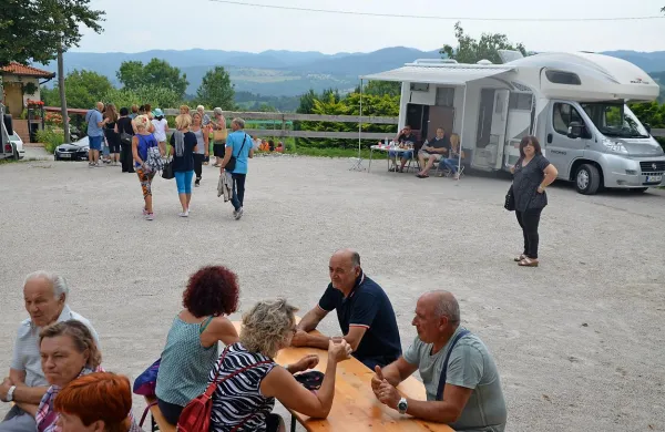 Na Banjšicah imajo tudi postajališče za avtodome. 