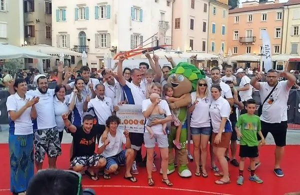 Piran 3x3 slavil v domačem dvori&scaron;ču