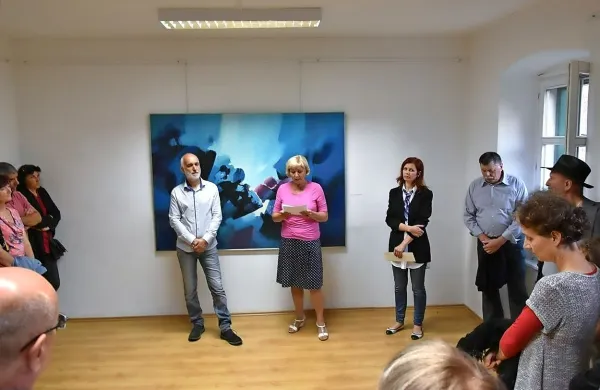 V Lokarjevi galeriji na ogled dela Silvestra Komela