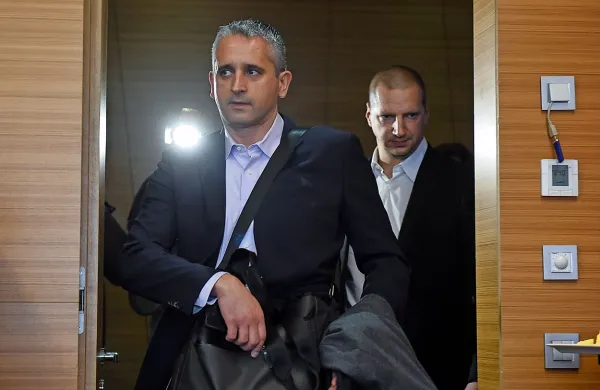 Košarkarski selektor Igor Kokoškov (levo) in predsednik KZS 
Matej Erjavec.