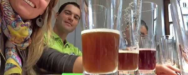 Seni Pegan in Gregor Makovec sta prva slovenska pivska 
someljeja. 