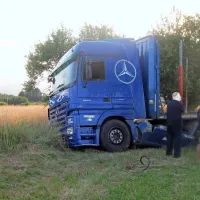 Tovornjaka ni uspel pravočasno ustaviti