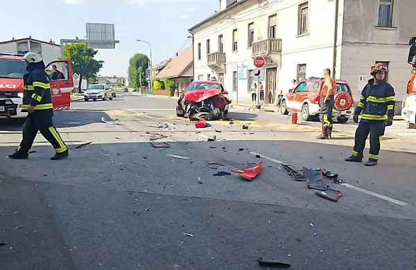 Pijan tre&scaron;čil v tovornjak